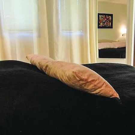 Three-bedroom Holiday In