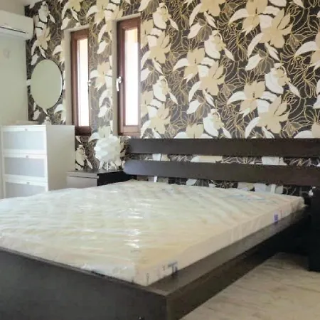 Three-bedroom Holiday In Feriehus Lozenets